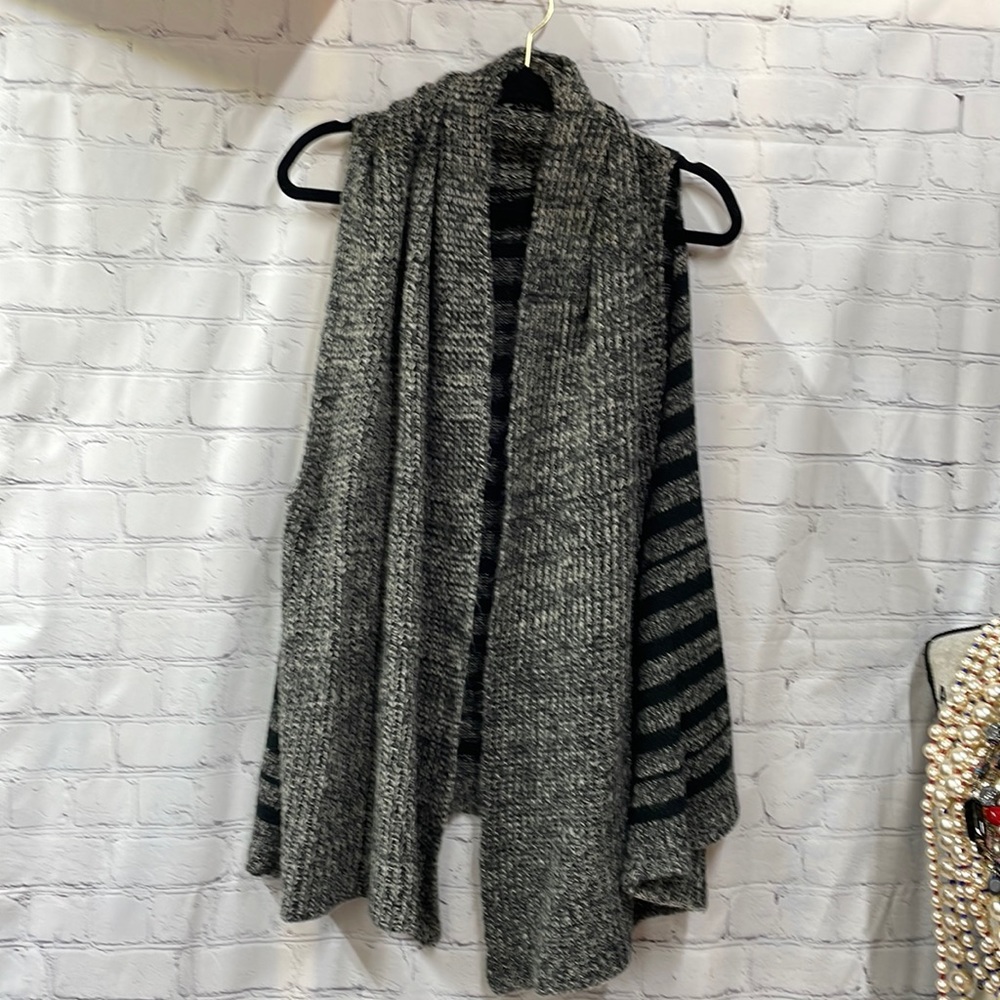 Sweater vest cardigan striped grey black OSFA